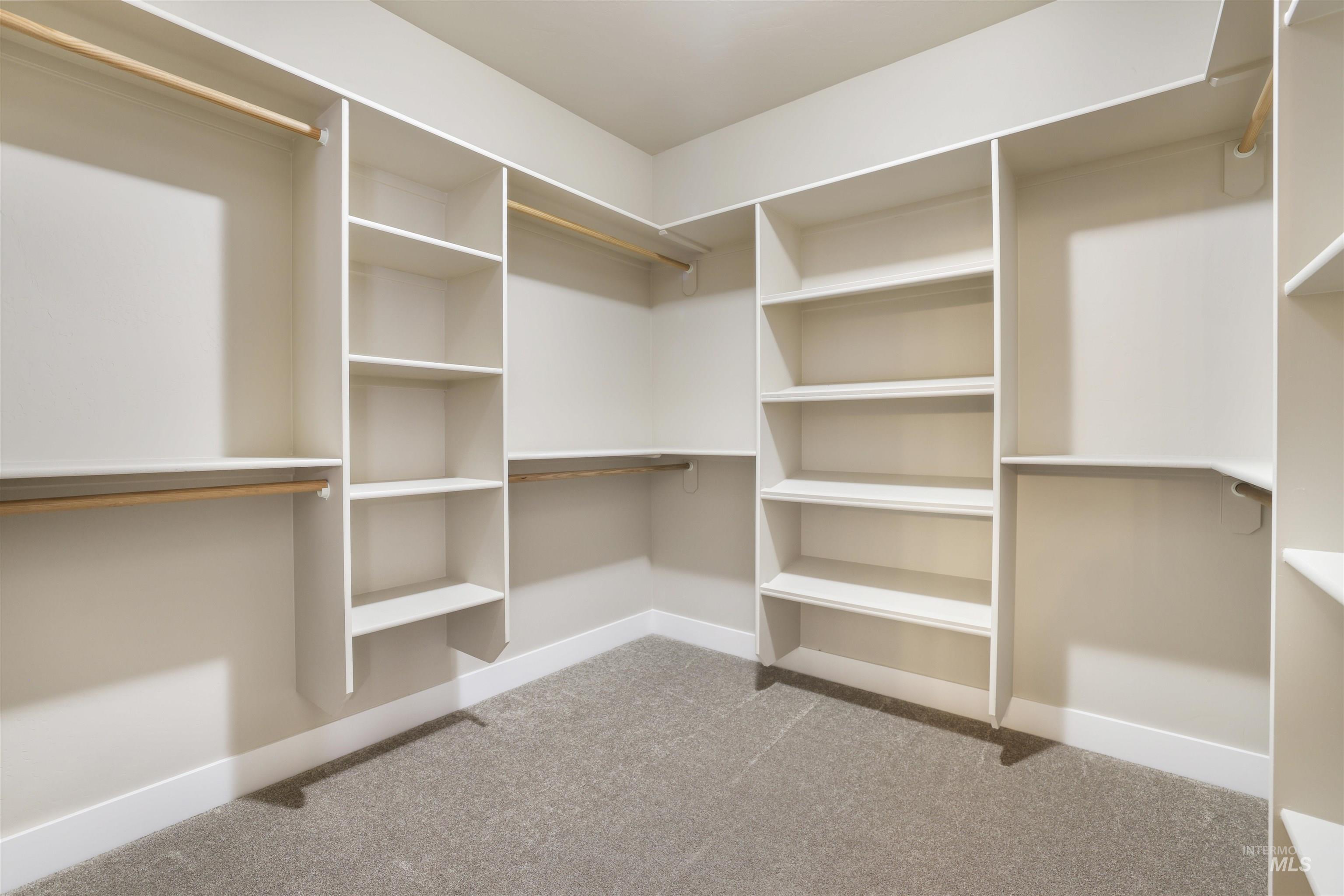 2734 Meadowbrook Dr, Twin Falls, Idaho 83301-4778, 4 Bedrooms, 2 Bathrooms, Residential For Sale, Price $549,000,MLS 98971756