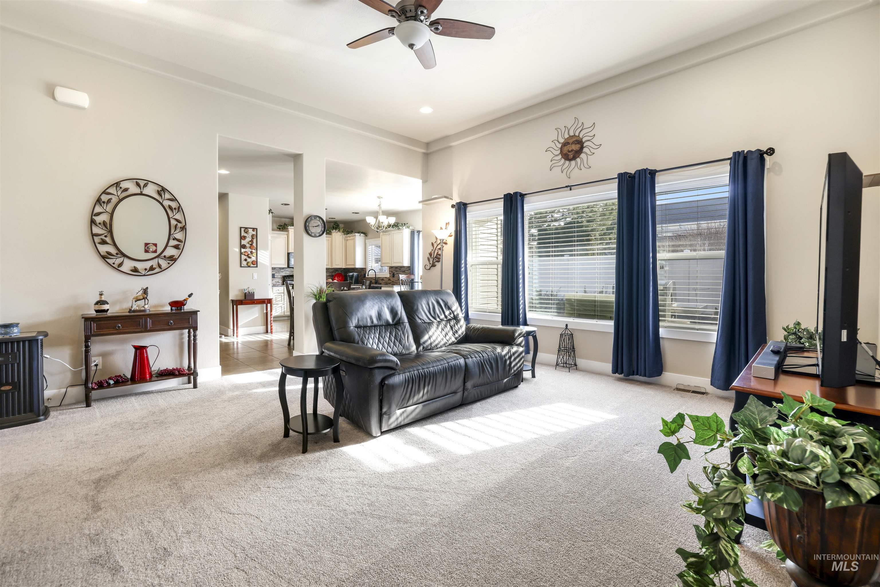 2734 Meadowbrook Dr, Twin Falls, Idaho 83301-4778, 4 Bedrooms, 2 Bathrooms, Residential For Sale, Price $569,000,MLS 98971756