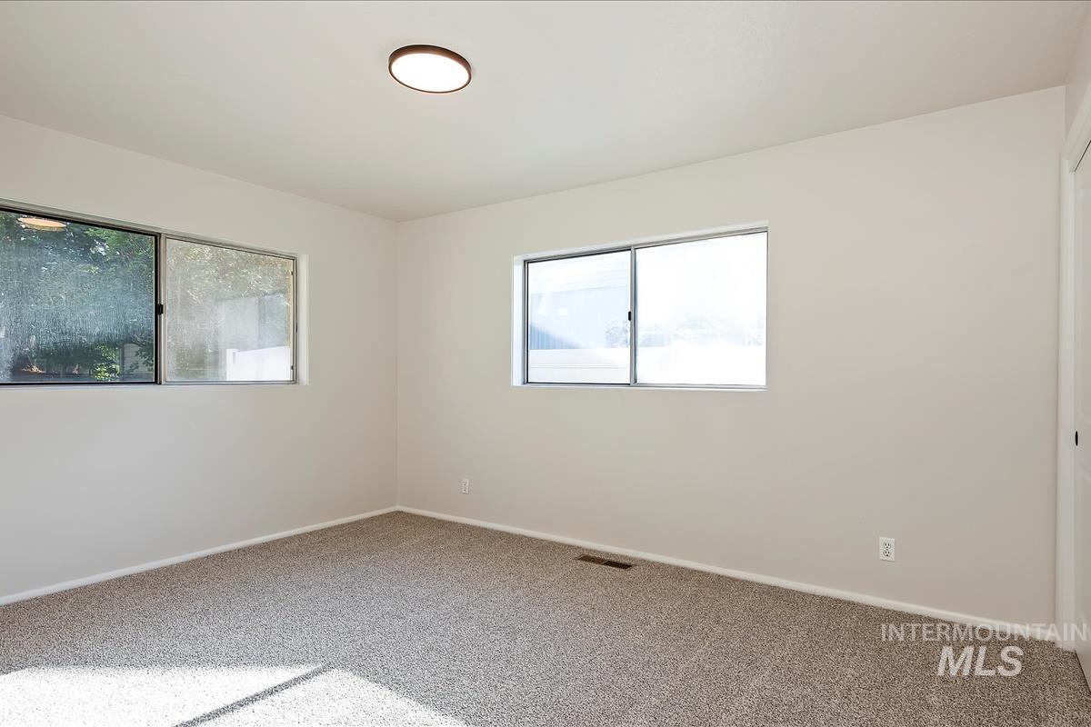 10702 W Cruser, Boise, Idaho 83709, 3 Bedrooms, 3 Bathrooms, Residential For Sale, Price $574,900,MLS 98971758