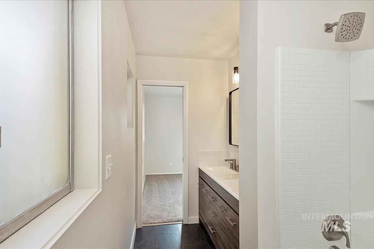 10702 W Cruser, Boise, Idaho 83709, 3 Bedrooms, 3 Bathrooms, Residential For Sale, Price $574,900,MLS 98971758