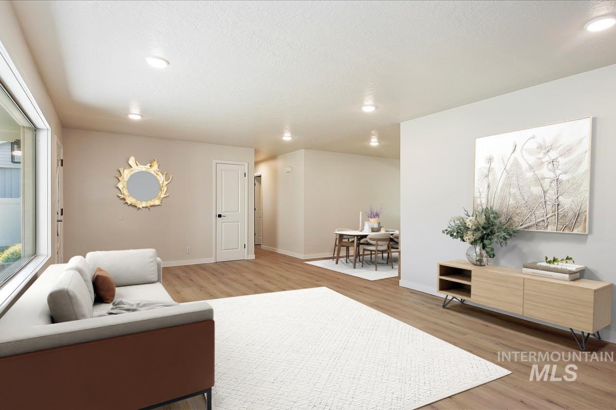 10702 W Cruser, Boise, Idaho 83709, 3 Bedrooms, 3 Bathrooms, Residential For Sale, Price $574,900,MLS 98971758