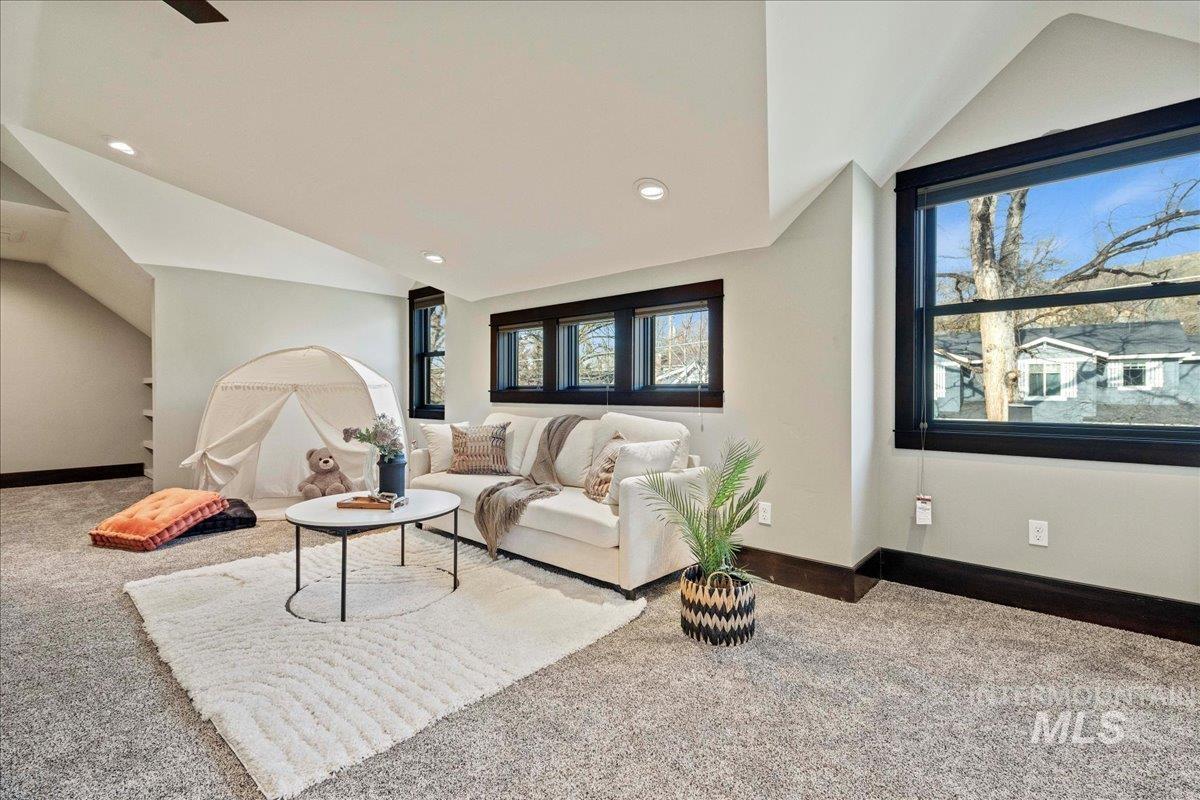 1521 N 5th Street, Boise, Idaho 83702, 5 Bedrooms, 4.5 Bathrooms, Residential For Sale, Price $1,649,111,MLS 98971759