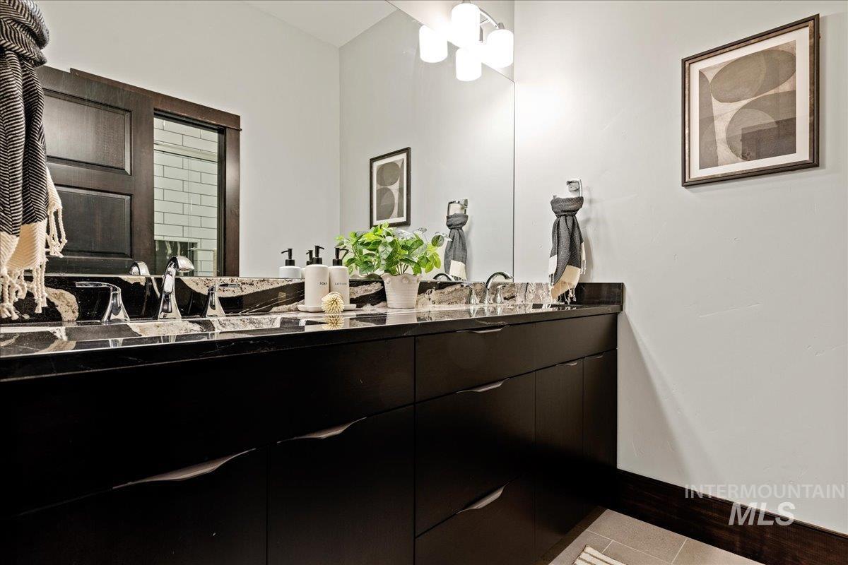 1521 N 5th Street, Boise, Idaho 83702, 5 Bedrooms, 4.5 Bathrooms, Residential For Sale, Price $1,649,111,MLS 98971759