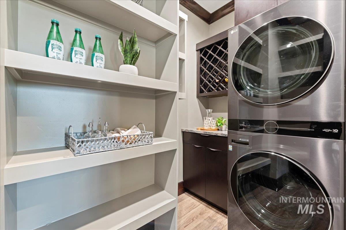 1521 N 5th Street, Boise, Idaho 83702, 5 Bedrooms, 4.5 Bathrooms, Residential For Sale, Price $1,649,111,MLS 98971759