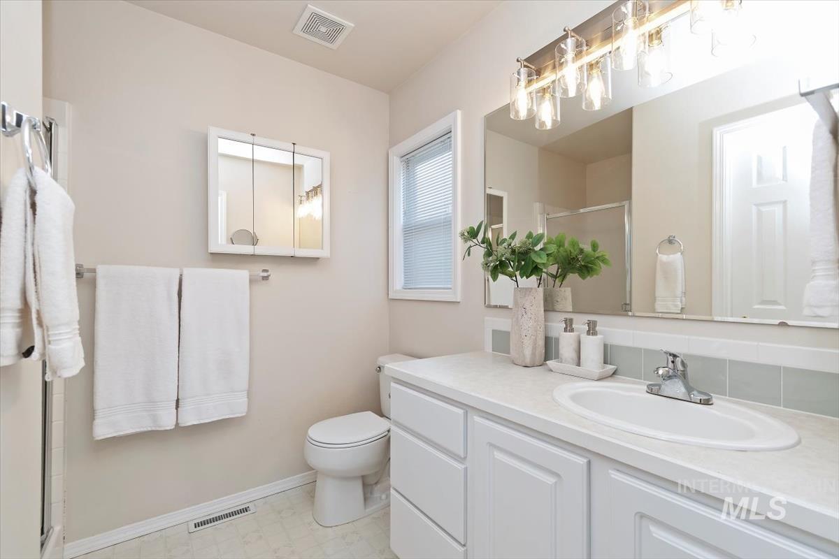 10334 W Bantam St, Boise, Idaho 83709, 2 Bedrooms, 2 Bathrooms, Residential For Sale, Price $339,000,MLS 98971760