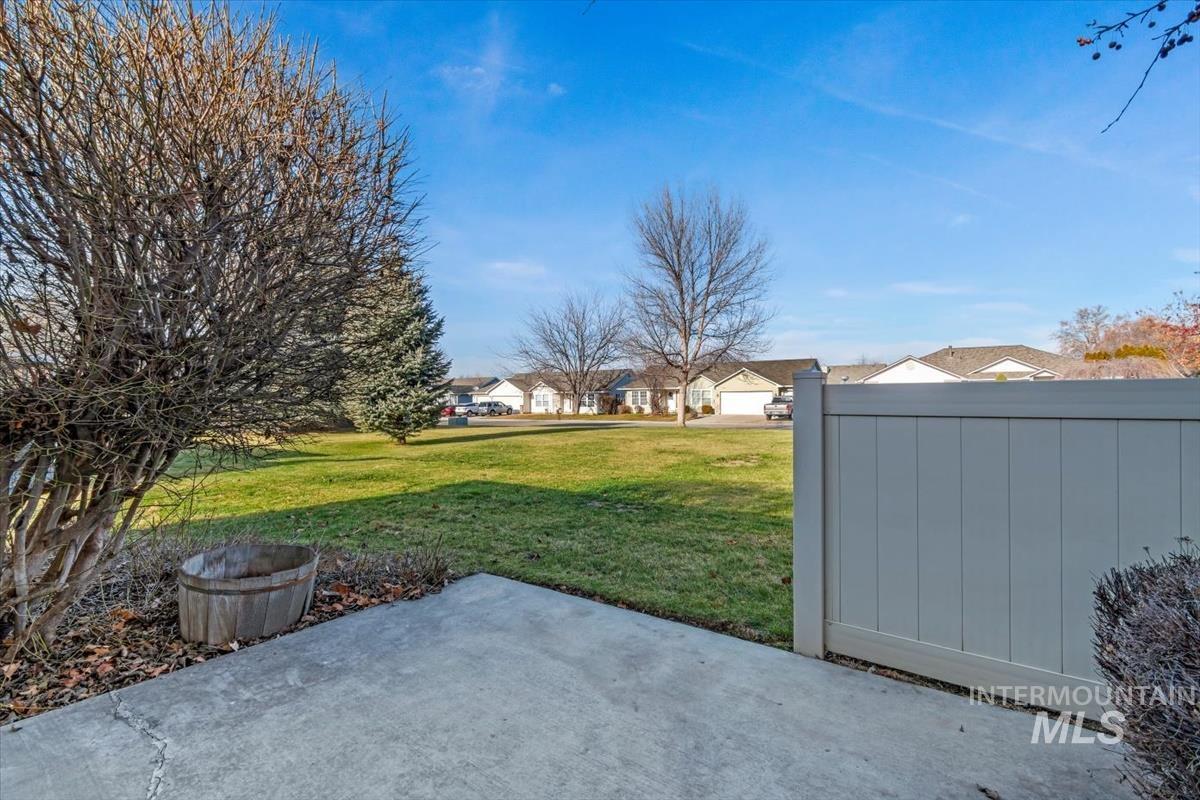 10334 W Bantam St, Boise, Idaho 83709, 2 Bedrooms, 2 Bathrooms, Residential For Sale, Price $339,000,MLS 98971760