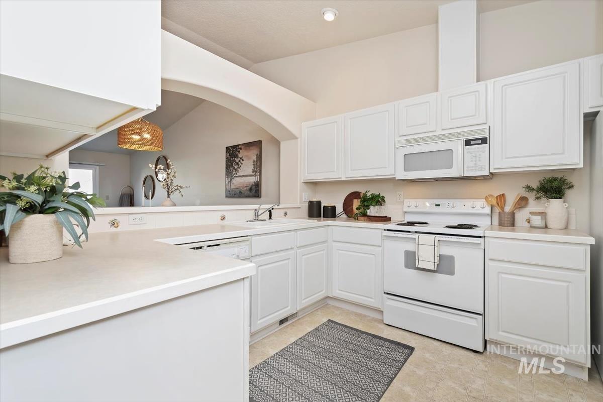 10334 W Bantam St, Boise, Idaho 83709, 2 Bedrooms, 2 Bathrooms, Residential For Sale, Price $339,000,MLS 98971760