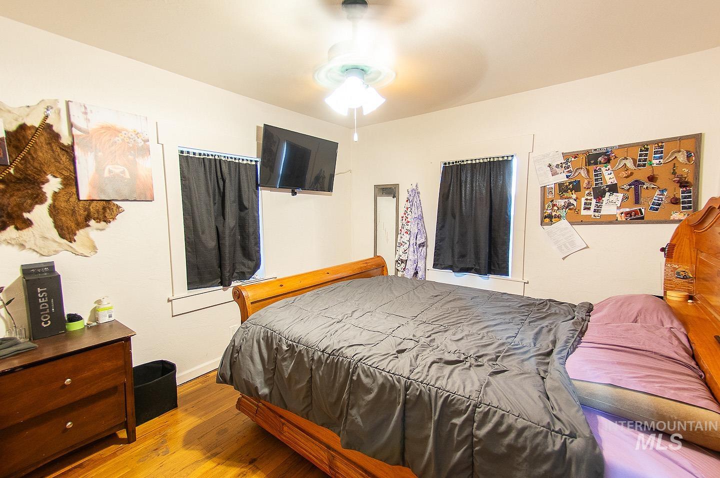 419 S Maple St, Nampa, Idaho 83686, 5 Bedrooms, 2 Bathrooms, Residential For Sale, Price $379,900,MLS 98971763