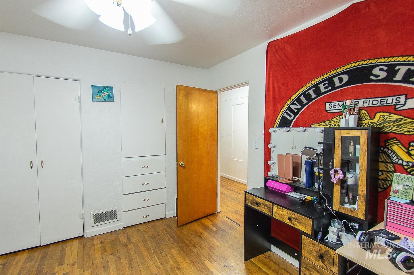 419 S Maple St, Nampa, Idaho 83686, 5 Bedrooms, 2 Bathrooms, Residential For Sale, Price $379,900,MLS 98971763