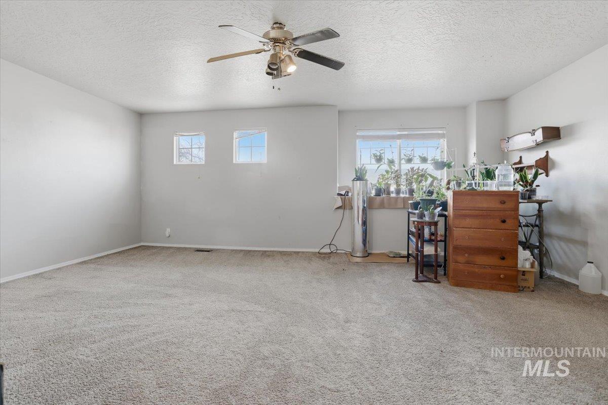 19616 Commonwealth Avenue, Caldwell, Idaho 83605, 4 Bedrooms, 2.5 Bathrooms, Residential For Sale, Price $374,900,MLS 98971766