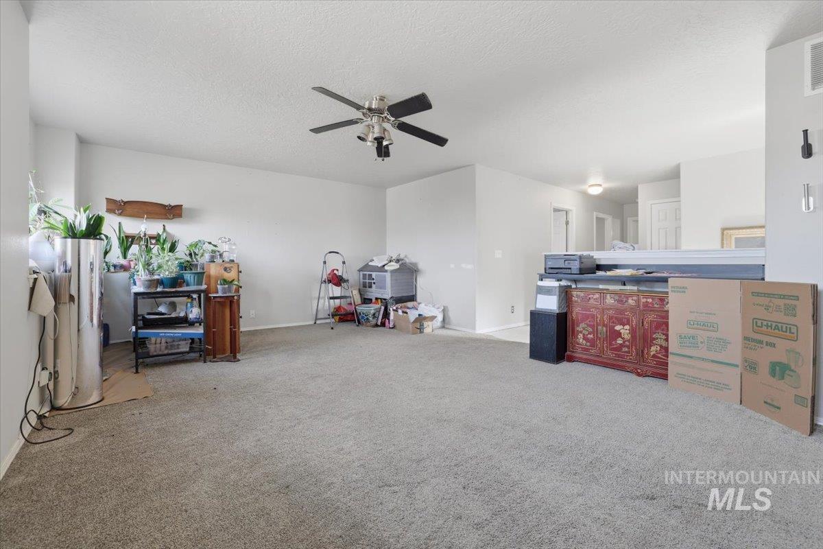 19616 Commonwealth Avenue, Caldwell, Idaho 83605, 4 Bedrooms, 2.5 Bathrooms, Residential For Sale, Price $374,900,MLS 98971766