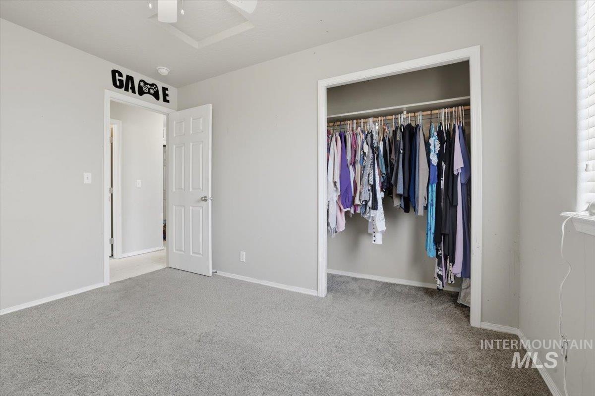 19616 Commonwealth Avenue, Caldwell, Idaho 83605, 4 Bedrooms, 2.5 Bathrooms, Residential For Sale, Price $374,900,MLS 98971766