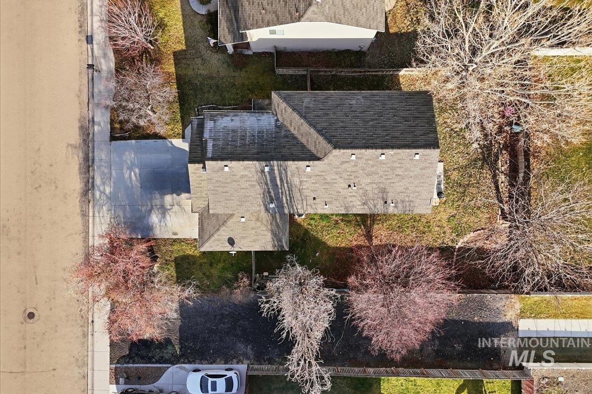 19616 Commonwealth Avenue, Caldwell, Idaho 83605, 4 Bedrooms, 2.5 Bathrooms, Residential For Sale, Price $374,900,MLS 98971766