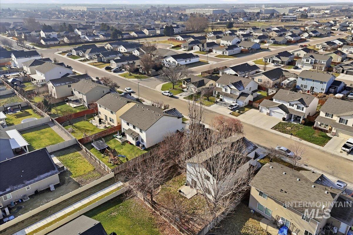 19616 Commonwealth Avenue, Caldwell, Idaho 83605, 4 Bedrooms, 2.5 Bathrooms, Residential For Sale, Price $374,900,MLS 98971766