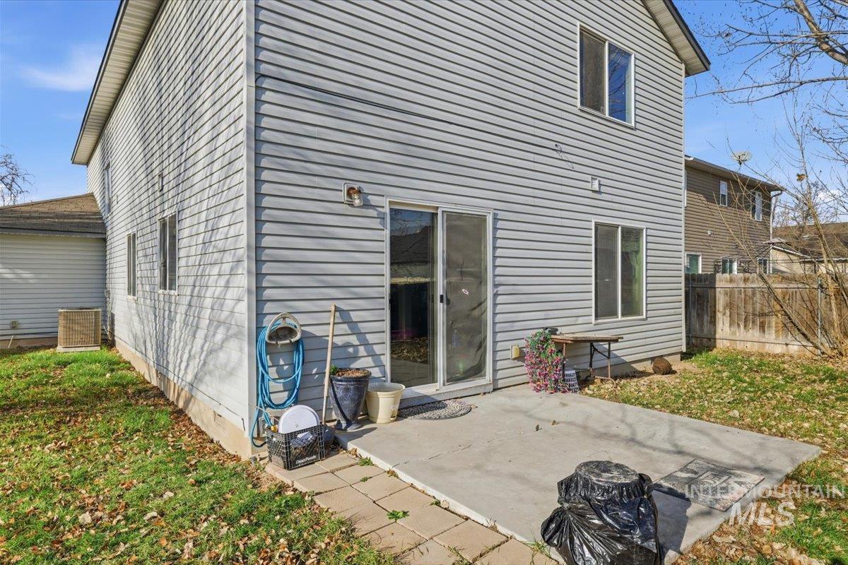 19616 Commonwealth Avenue, Caldwell, Idaho 83605, 4 Bedrooms, 2.5 Bathrooms, Residential For Sale, Price $374,900,MLS 98971766