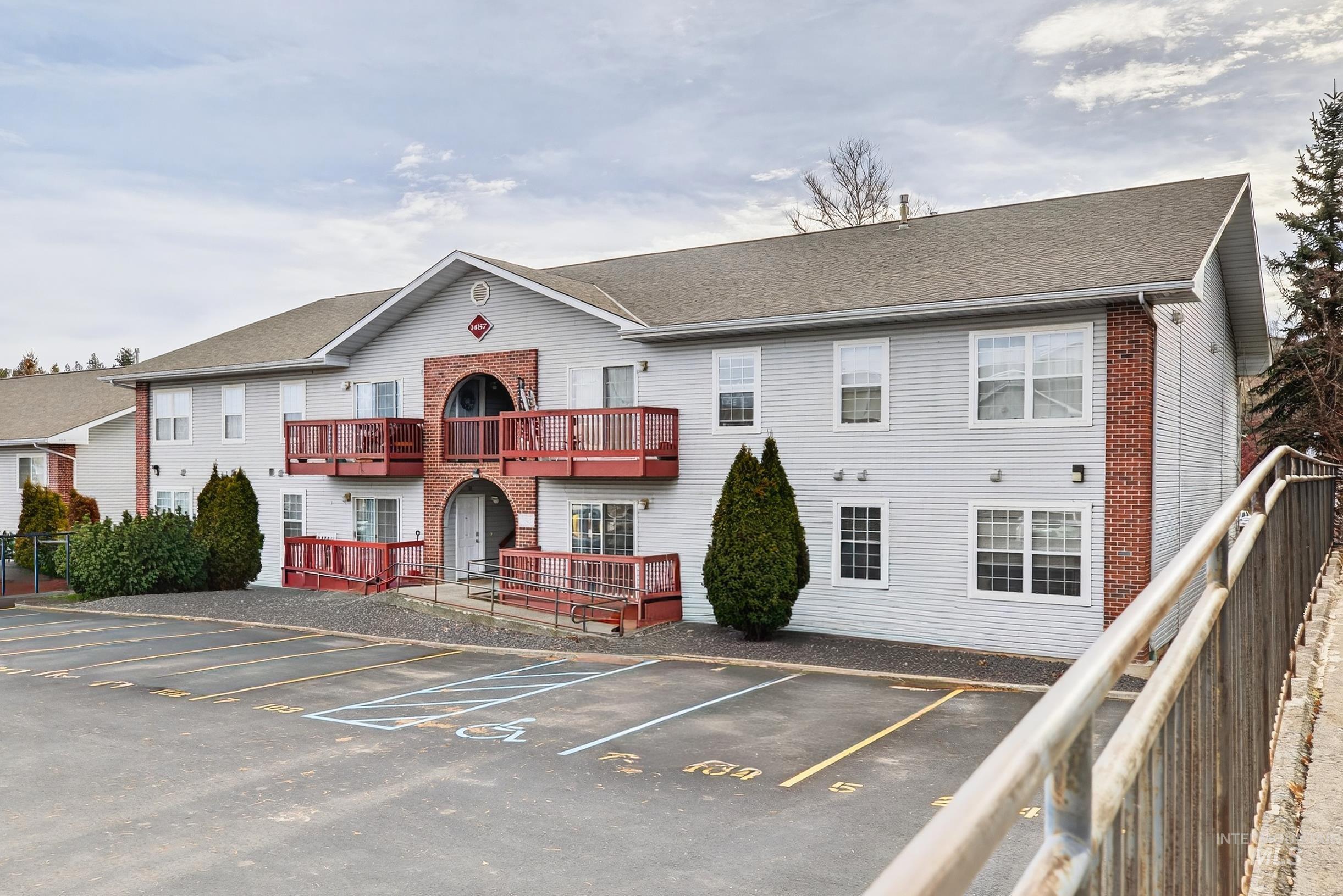 1487 Northwood, Moscow, Idaho 83843, 3 Bedrooms, 2 Bathrooms, Residential For Sale, Price $225,000,MLS 98971768