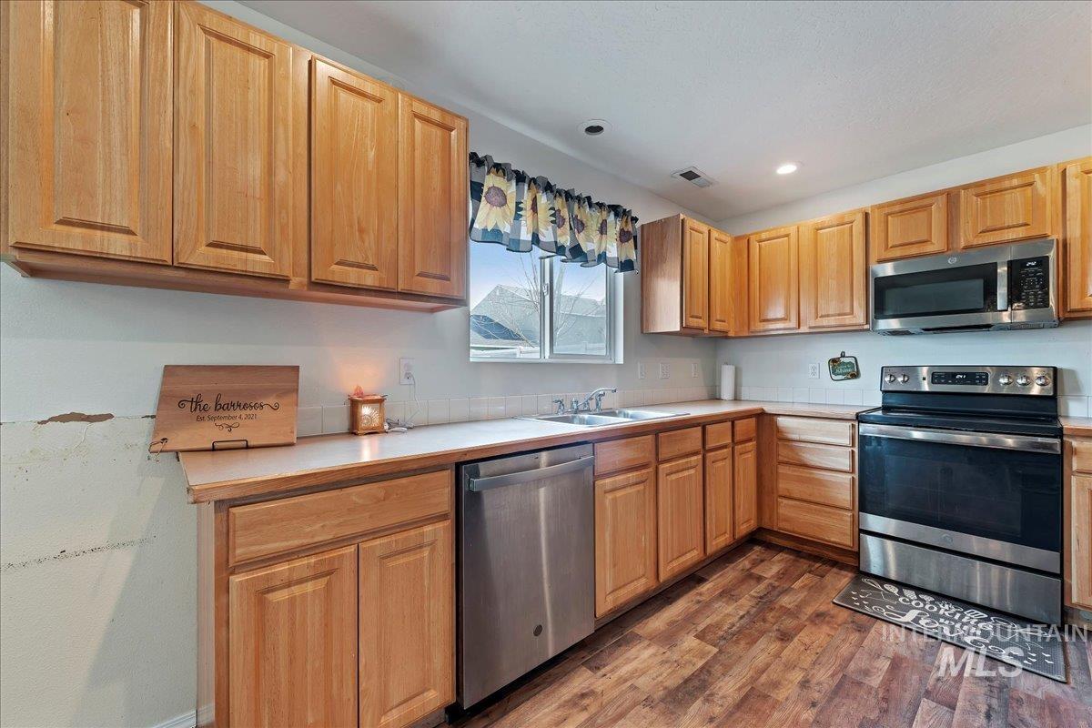 123 Parkland Way, Caldwell, Idaho 83605, 4 Bedrooms, 3 Bathrooms, Residential For Sale, Price $435,999,MLS 98971769