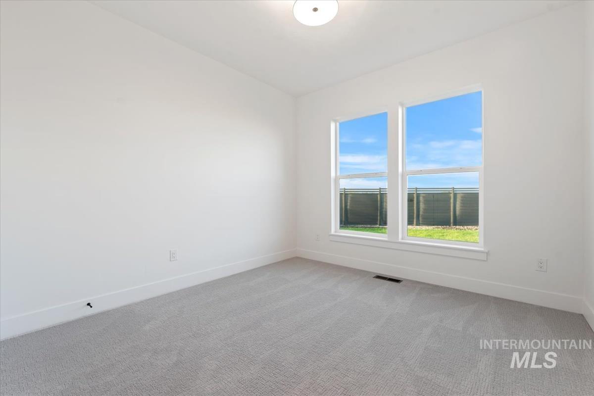 7023 N Birsay, Eagle, Idaho 83616, 5 Bedrooms, 3.5 Bathrooms, Residential For Sale, Price $879,880,MLS 98971771