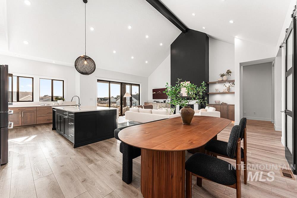 3479 W Barefoot St, Eagle, Idaho 83616, 4 Bedrooms, 3.5 Bathrooms, Residential For Sale, Price $1,199,900,MLS 98971772