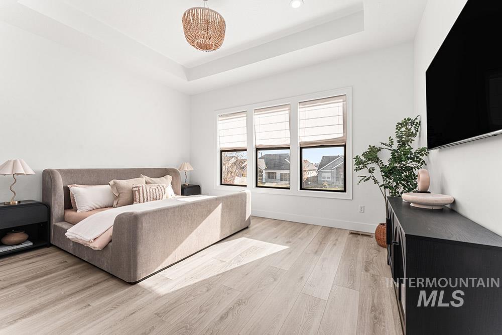 3479 W Barefoot St, Eagle, Idaho 83616, 4 Bedrooms, 3.5 Bathrooms, Residential For Sale, Price $1,199,900,MLS 98971772