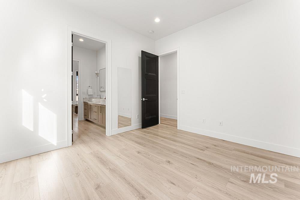 3479 W Barefoot St, Eagle, Idaho 83616, 4 Bedrooms, 3.5 Bathrooms, Residential For Sale, Price $1,199,900,MLS 98971772