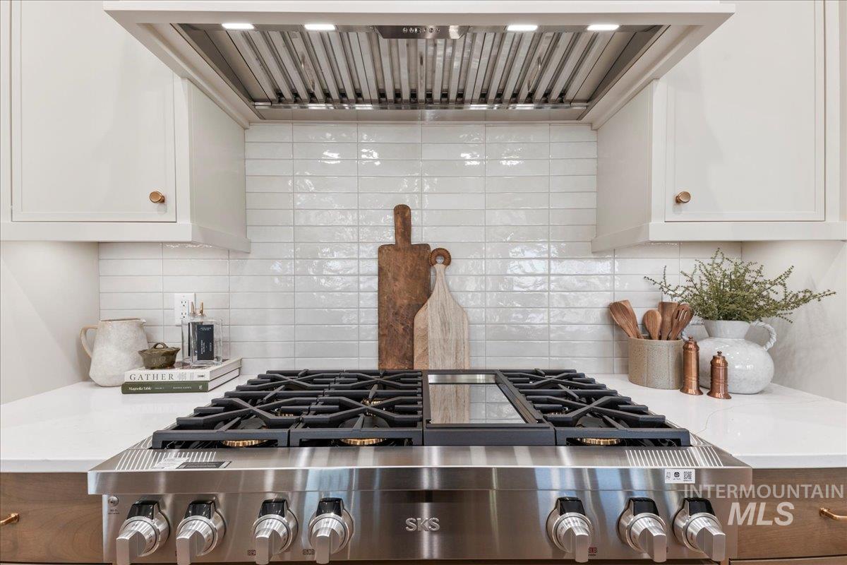 7333 W Feather Edge St, Eagle, Idaho 83616, 4 Bedrooms, 4 Bathrooms, Residential For Sale, Price $1,130,000,MLS 98971773