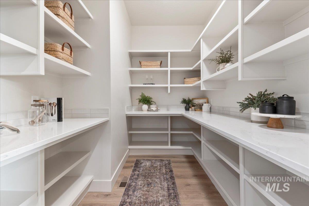 7333 W Feather Edge St, Eagle, Idaho 83616, 4 Bedrooms, 4 Bathrooms, Residential For Sale, Price $1,130,000,MLS 98971773