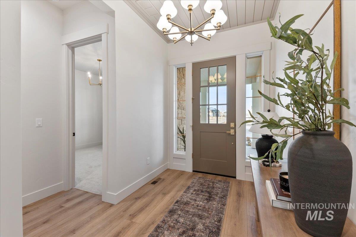 7333 W Feather Edge St, Eagle, Idaho 83616, 4 Bedrooms, 4 Bathrooms, Residential For Sale, Price $1,130,000,MLS 98971773