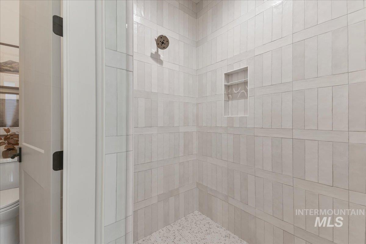 7333 W Feather Edge St, Eagle, Idaho 83616, 4 Bedrooms, 4 Bathrooms, Residential For Sale, Price $1,130,000,MLS 98971773