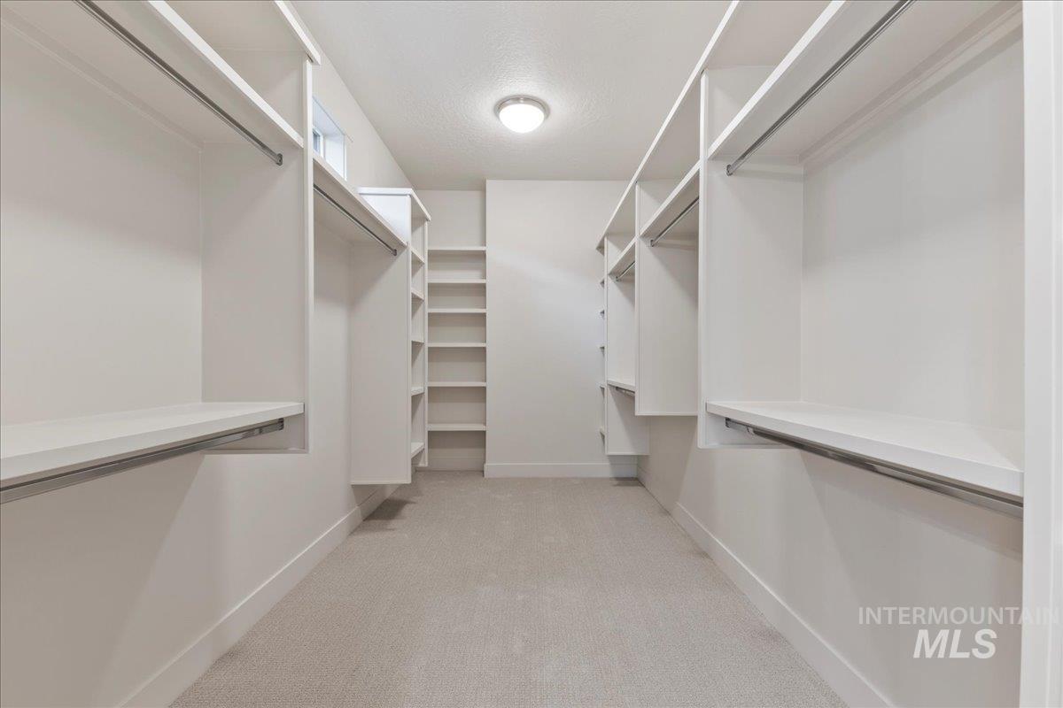 7333 W Feather Edge St, Eagle, Idaho 83616, 4 Bedrooms, 4 Bathrooms, Residential For Sale, Price $1,130,000,MLS 98971773