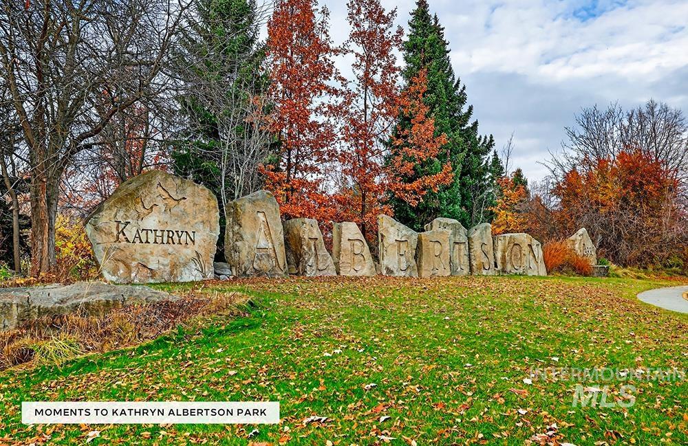 4425 W Freemont St, Boise, Idaho 83706, 2 Bedrooms, 1.5 Bathrooms, Residential For Sale, Price $385,000,MLS 98971774