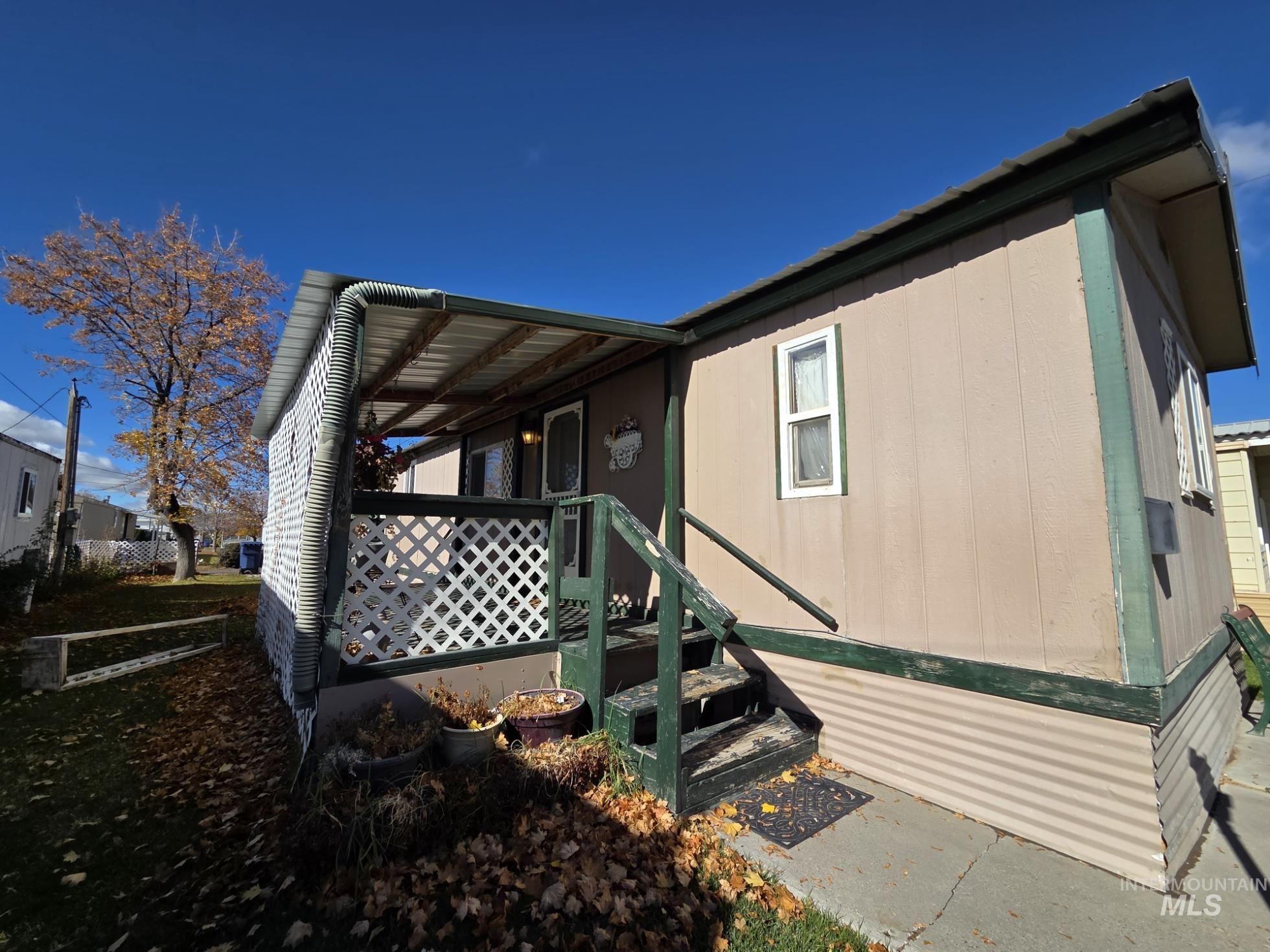 521 S H St., Rupert, Idaho 83350, 2 Bedrooms, 1 Bathroom, Residential For Sale, Price $68,000,MLS 98971776