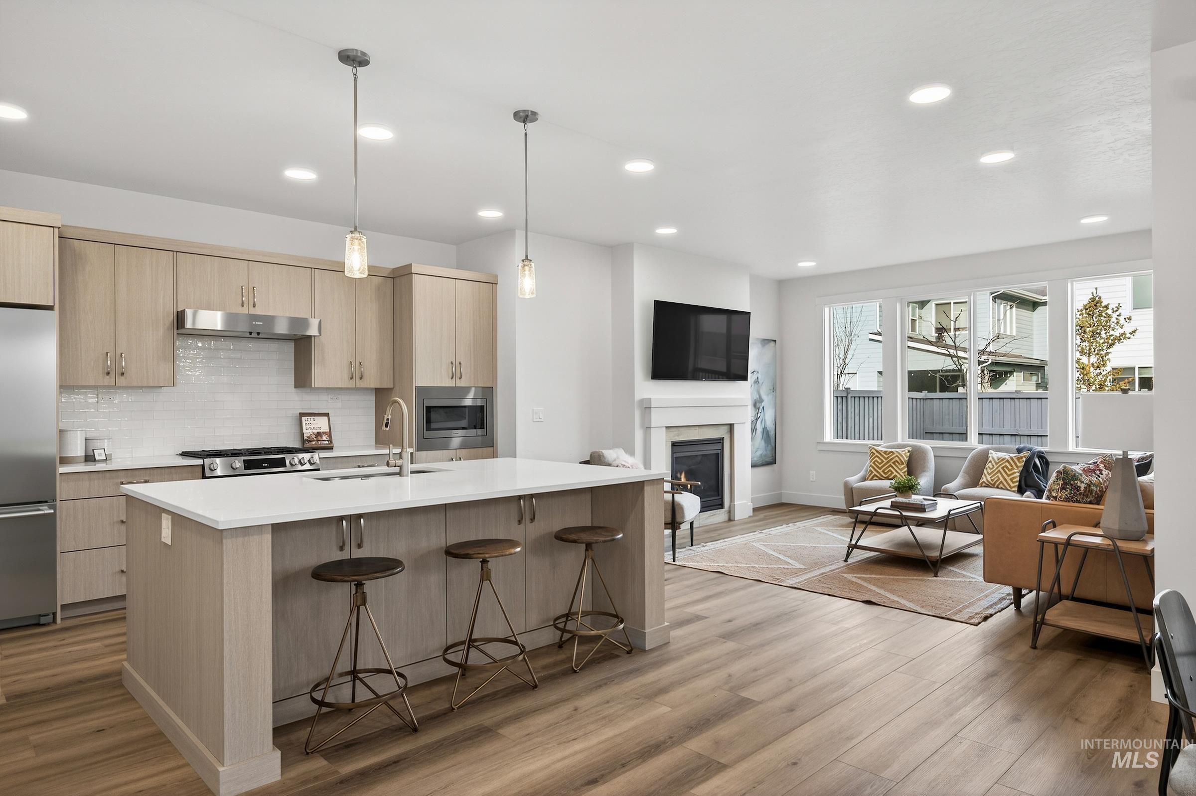 10228 Davies Street, Nampa, Idaho 83687, 3 Bedrooms, 2.5 Bathrooms, Residential For Sale, Price $474,900,MLS 98971777