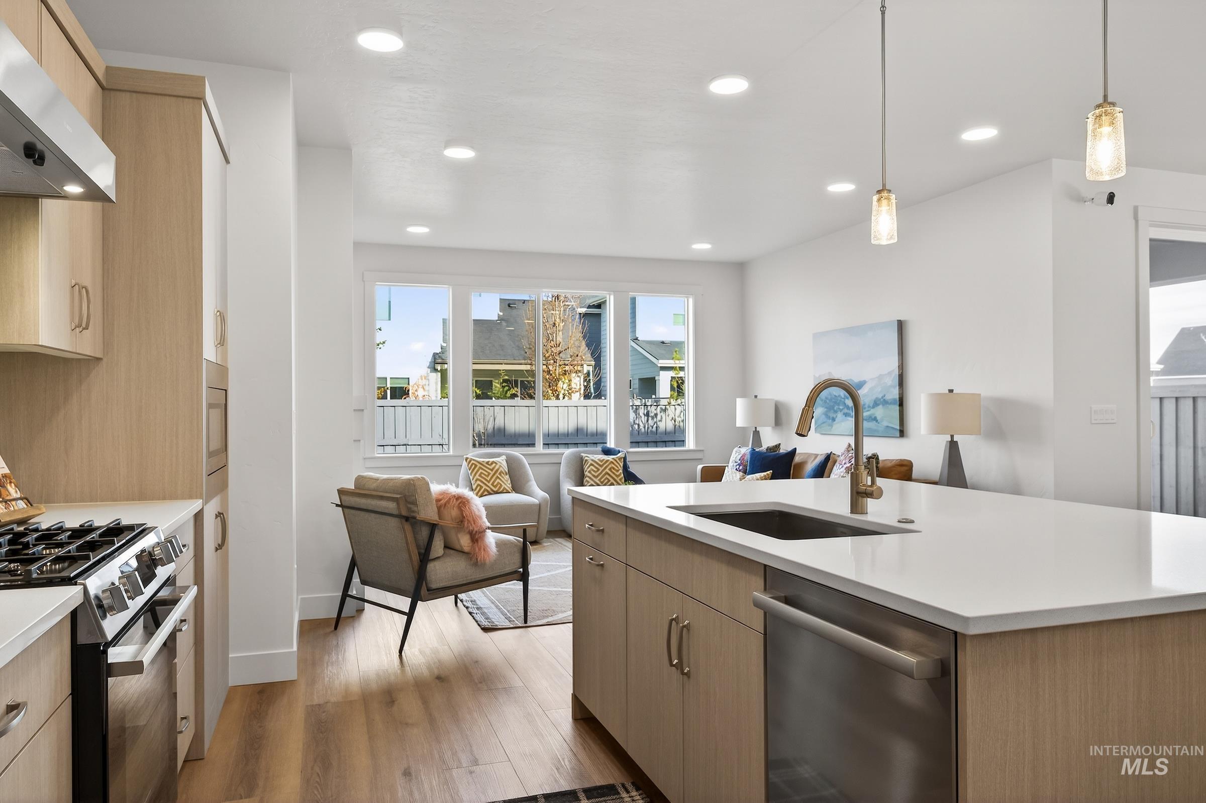 10228 Davies Street, Nampa, Idaho 83687, 3 Bedrooms, 2.5 Bathrooms, Residential For Sale, Price $474,900,MLS 98971777