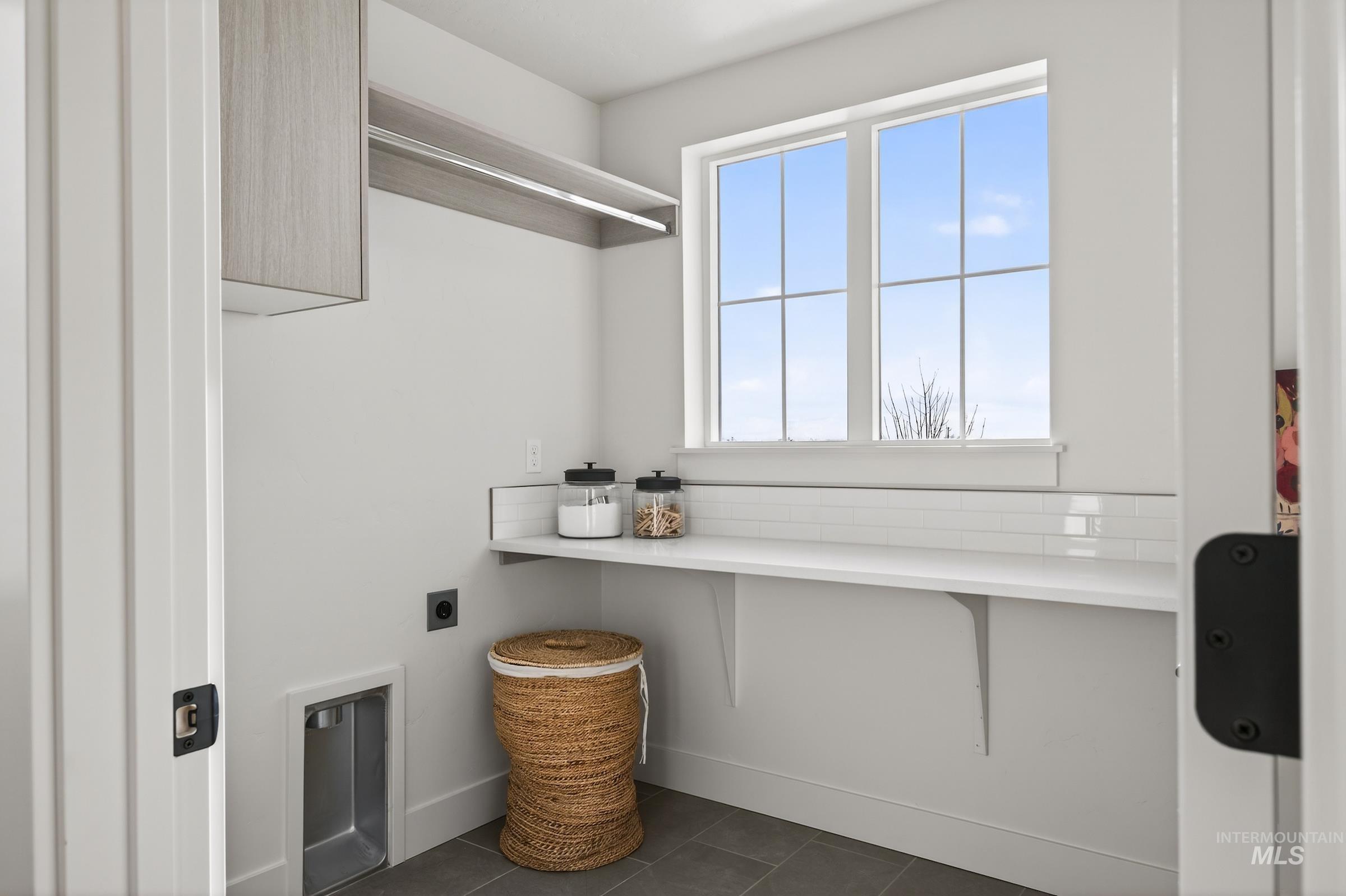 10228 Davies Street, Nampa, Idaho 83687, 3 Bedrooms, 2.5 Bathrooms, Residential For Sale, Price $474,900,MLS 98971777