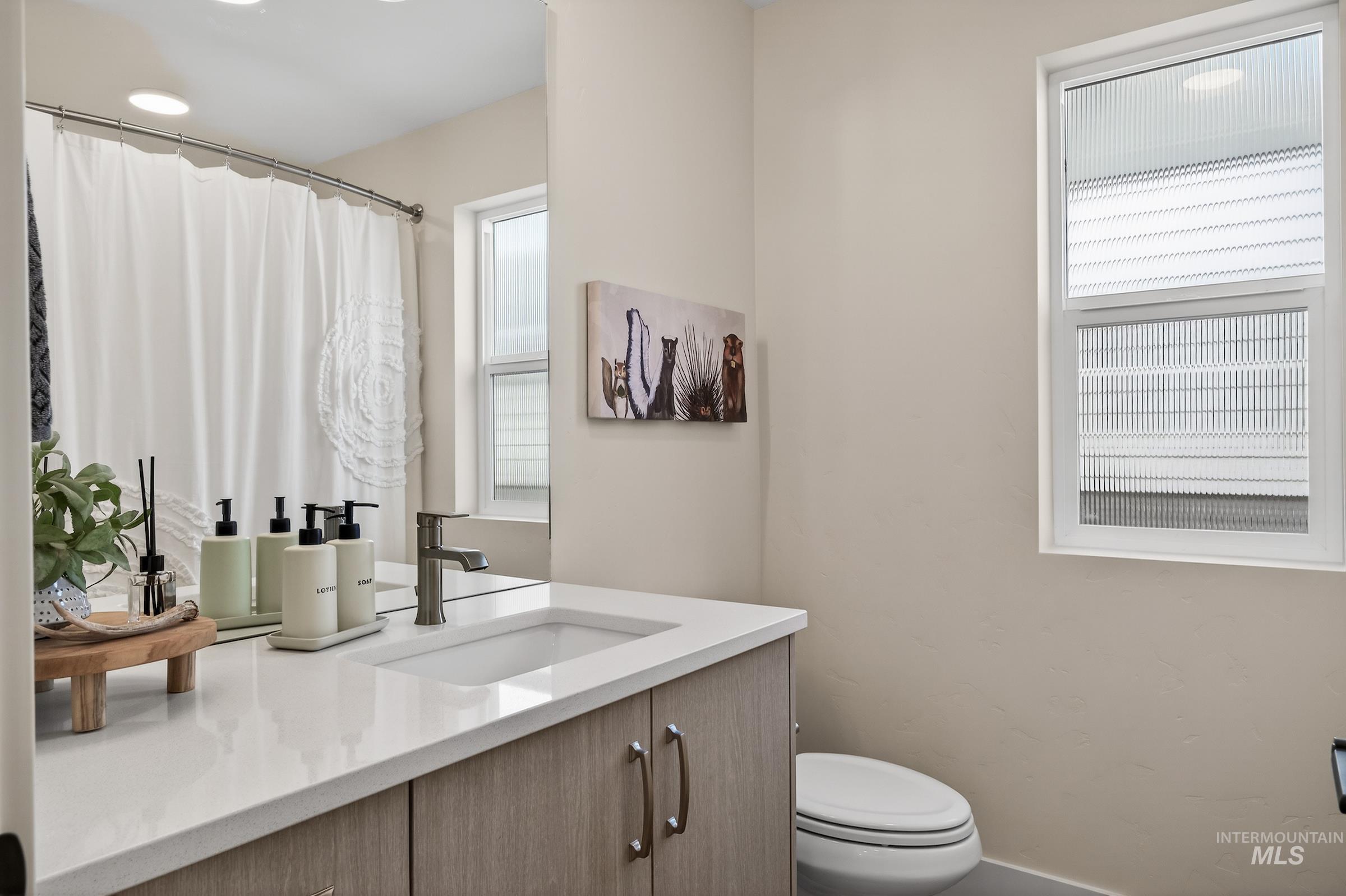 10228 Davies Street, Nampa, Idaho 83687, 3 Bedrooms, 2.5 Bathrooms, Residential For Sale, Price $474,900,MLS 98971777