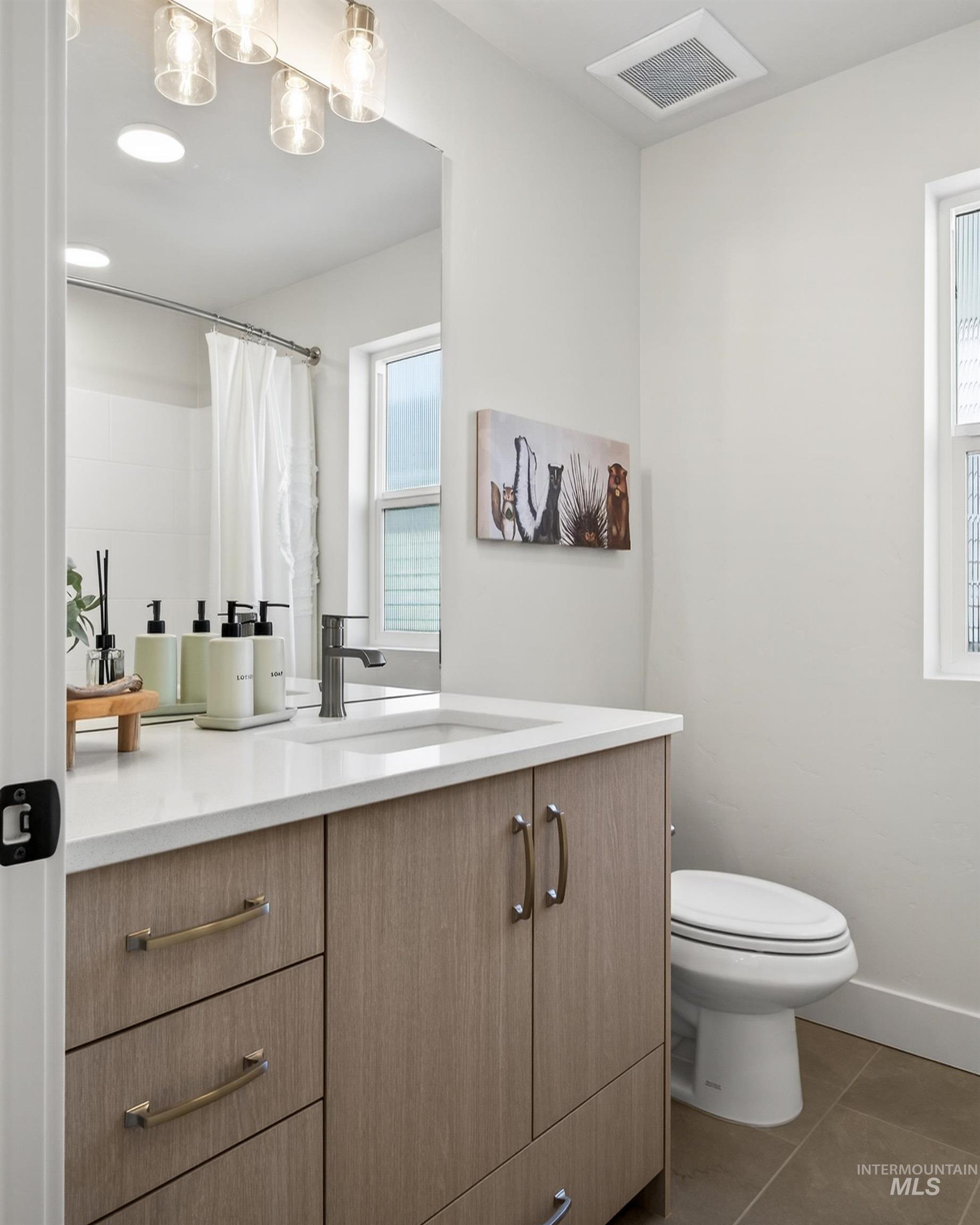 10228 Davies Street, Nampa, Idaho 83687, 3 Bedrooms, 2.5 Bathrooms, Residential For Sale, Price $474,900,MLS 98971777