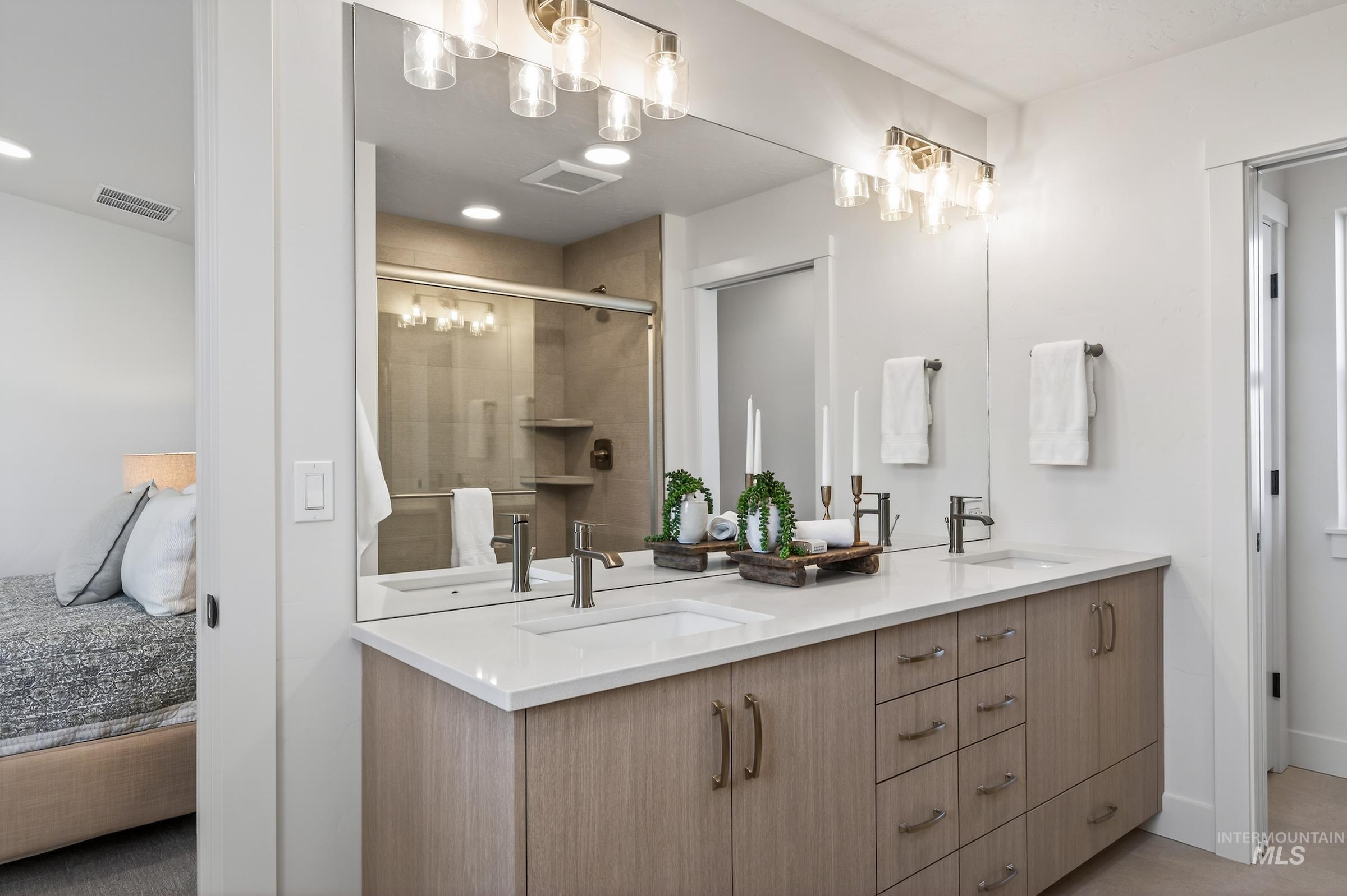 10228 Davies Street, Nampa, Idaho 83687, 3 Bedrooms, 2.5 Bathrooms, Residential For Sale, Price $474,900,MLS 98971777