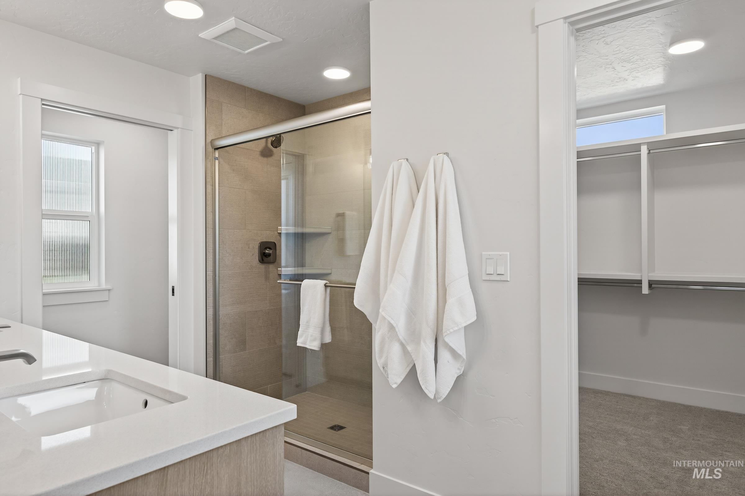 10228 Davies Street, Nampa, Idaho 83687, 3 Bedrooms, 2.5 Bathrooms, Residential For Sale, Price $474,900,MLS 98971777