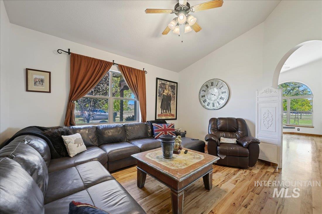 7639 Elko Lane, Middleton, Idaho 83644, 3 Bedrooms, 2.5 Bathrooms, Residential For Sale, Price $998,000,MLS 98971778