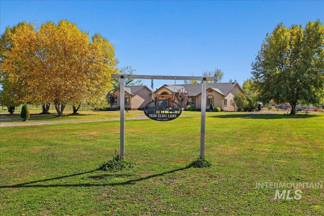 7639 Elko Lane, Middleton, Idaho 83644, 3 Bedrooms, 2.5 Bathrooms, Residential For Sale, Price $998,000,MLS 98971778