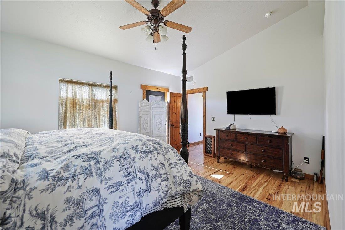 7639 Elko Lane, Middleton, Idaho 83644, 3 Bedrooms, 2.5 Bathrooms, Residential For Sale, Price $998,000,MLS 98971778