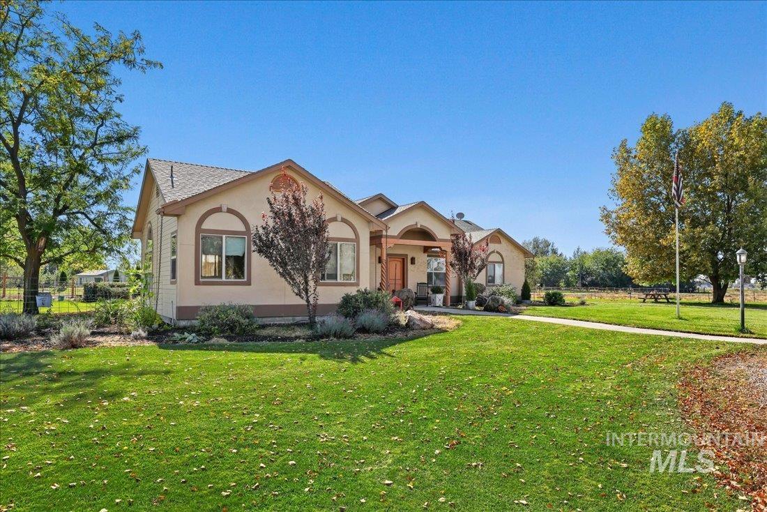 7639 Elko Lane, Middleton, Idaho 83644, 3 Bedrooms, 2.5 Bathrooms, Residential For Sale, Price $998,000,MLS 98971778