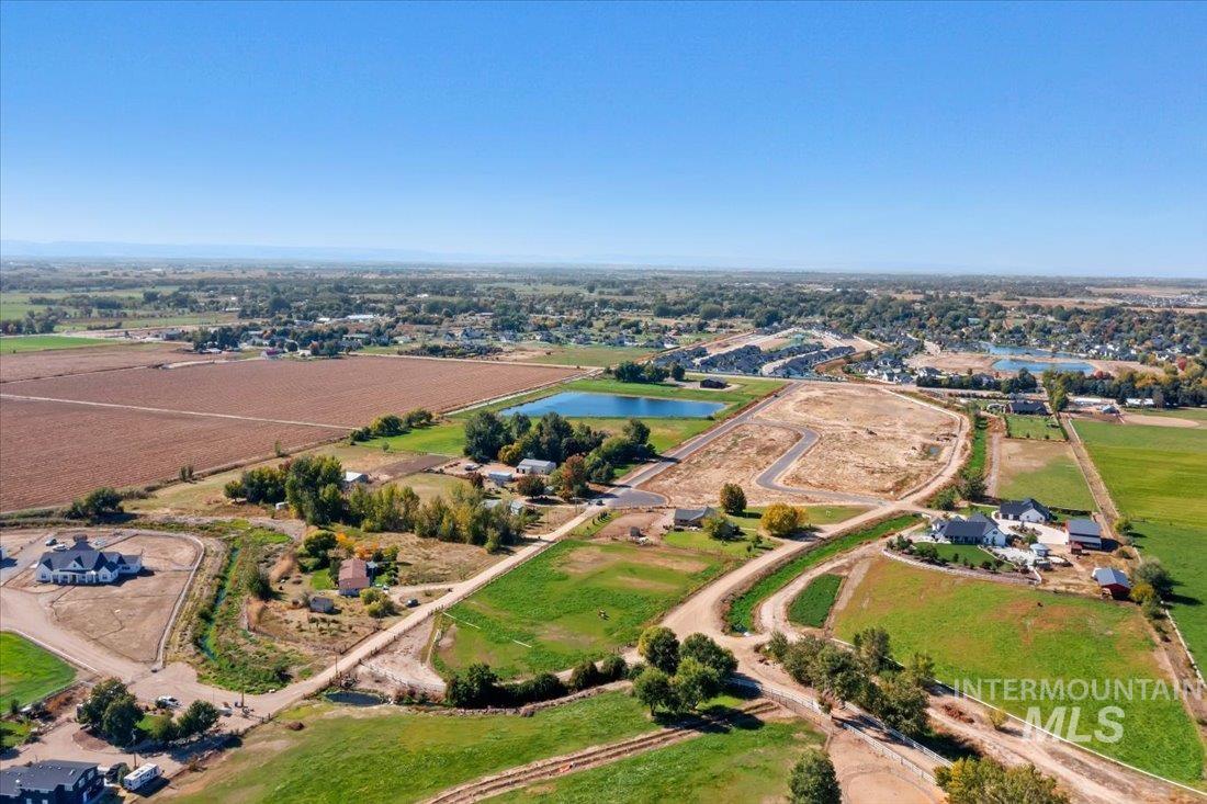 7639 Elko Lane, Middleton, Idaho 83644, 3 Bedrooms, 2.5 Bathrooms, Residential For Sale, Price $998,000,MLS 98971778