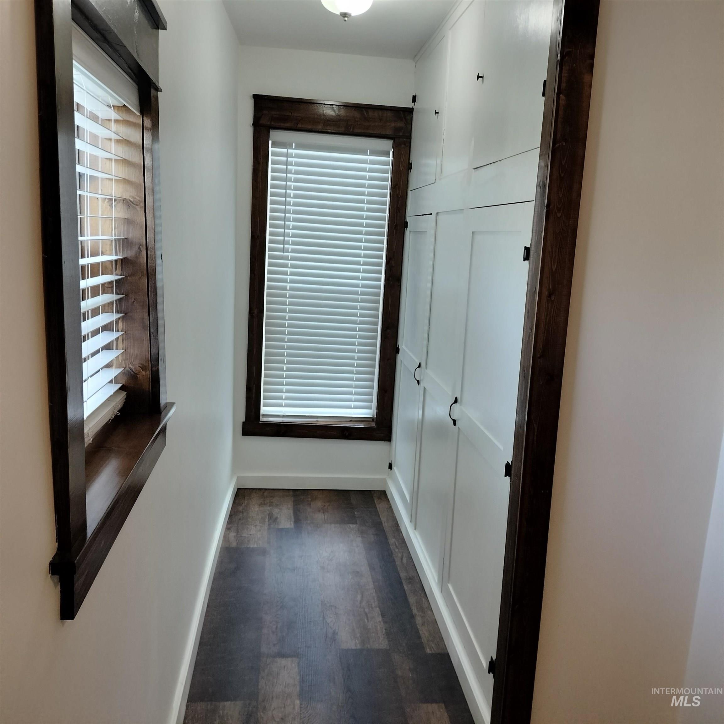 201 W 1st Street, Emmett, Idaho 83617, 2 Bedrooms, 1 Bathroom, Residential Income For Sale, Price $499,000,MLS 98971779