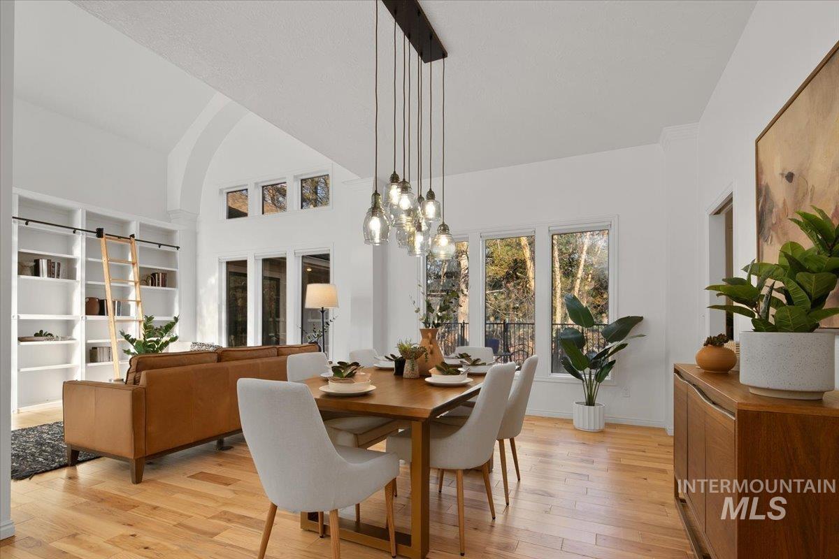 2130 S Crosscreek Lane, Boise, Idaho 83706, 3 Bedrooms, 2.5 Bathrooms, Residential For Sale, Price $1,486,000,MLS 98971780