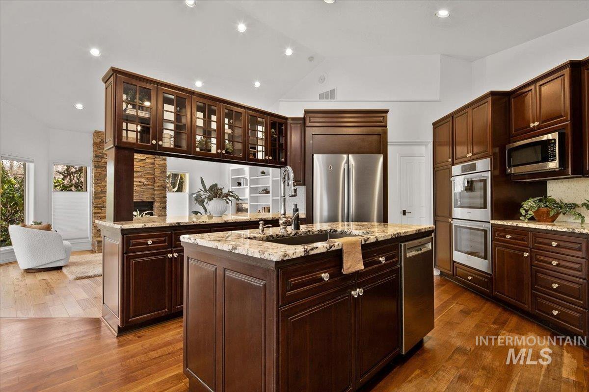 2130 S Crosscreek Lane, Boise, Idaho 83706, 3 Bedrooms, 2.5 Bathrooms, Residential For Sale, Price $1,486,000,MLS 98971780