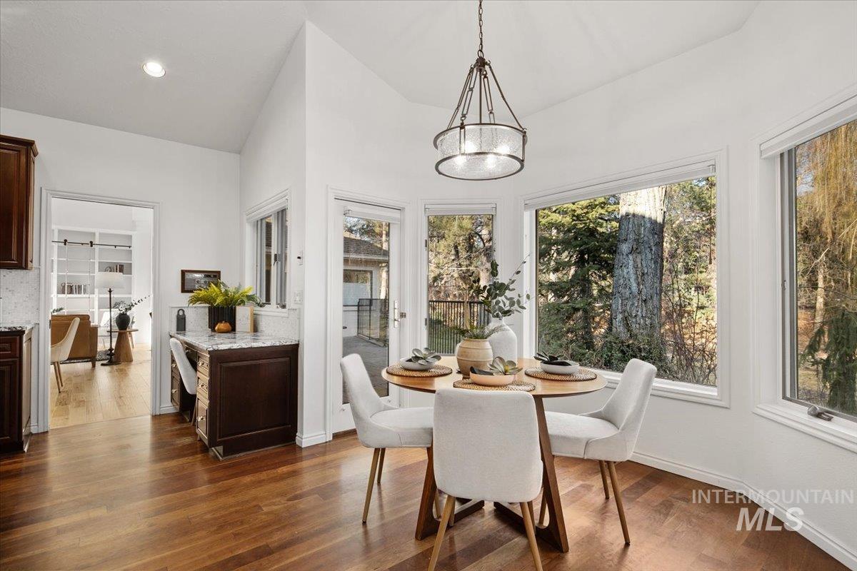 2130 S Crosscreek Lane, Boise, Idaho 83706, 3 Bedrooms, 2.5 Bathrooms, Residential For Sale, Price $1,486,000,MLS 98971780