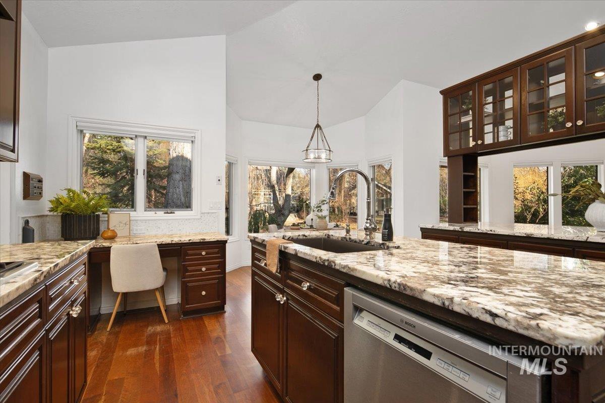 2130 S Crosscreek Lane, Boise, Idaho 83706, 3 Bedrooms, 2.5 Bathrooms, Residential For Sale, Price $1,486,000,MLS 98971780