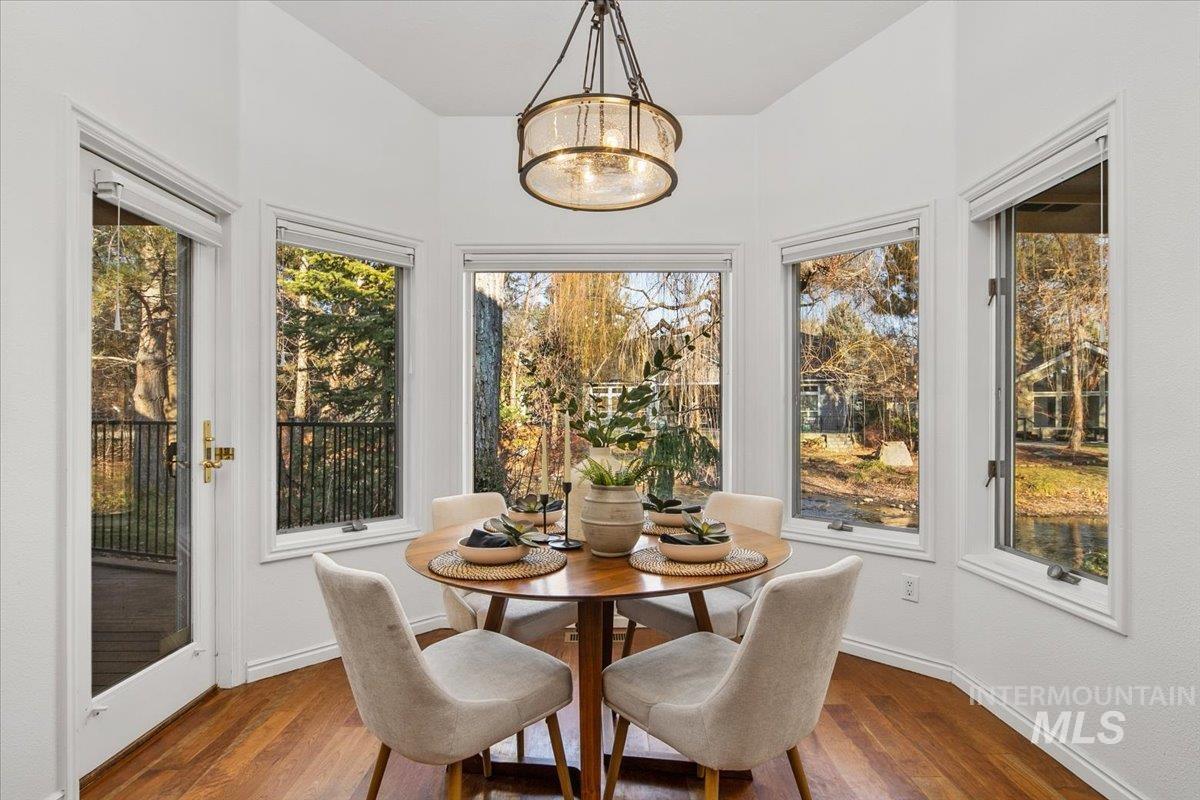 2130 S Crosscreek Lane, Boise, Idaho 83706, 3 Bedrooms, 2.5 Bathrooms, Residential For Sale, Price $1,486,000,MLS 98971780